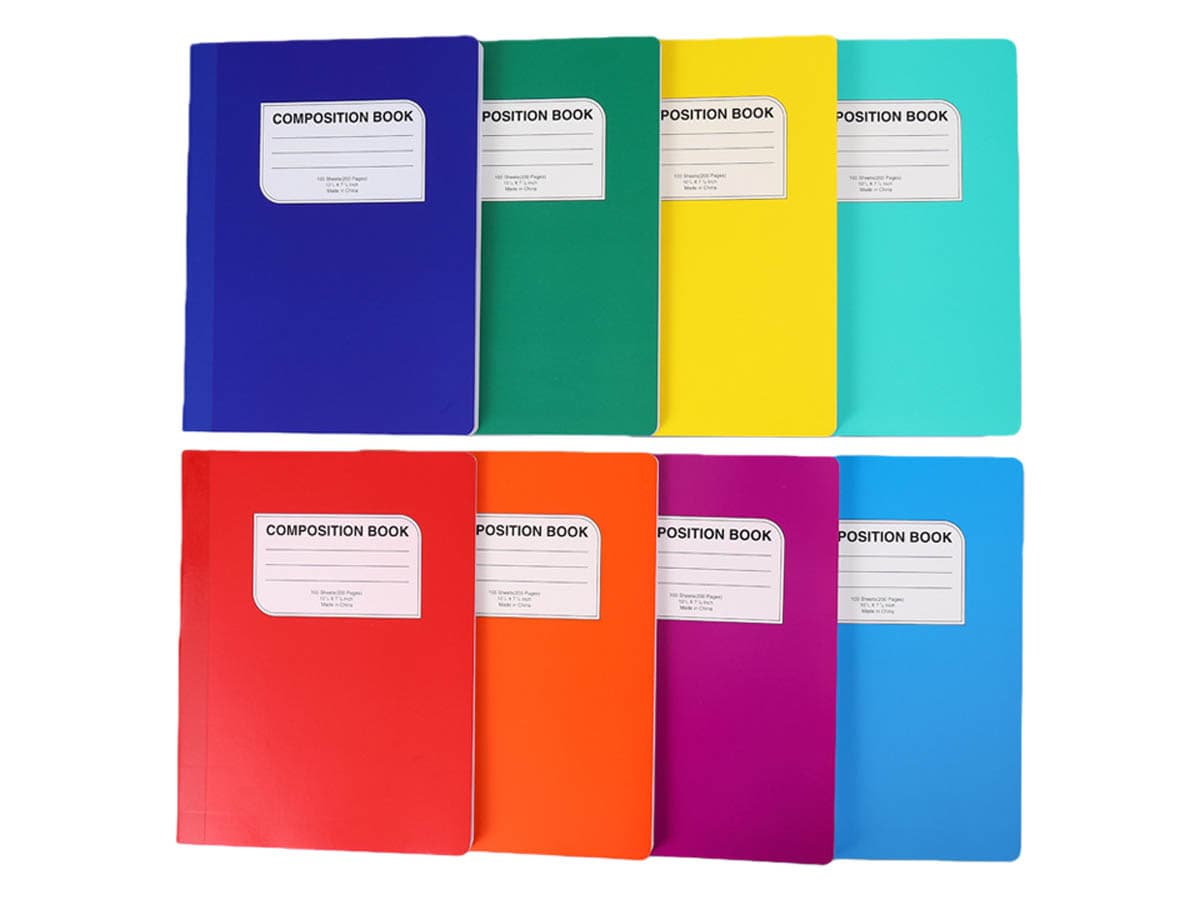 Schul-Notebooks und Schulhefte mit Schullogo